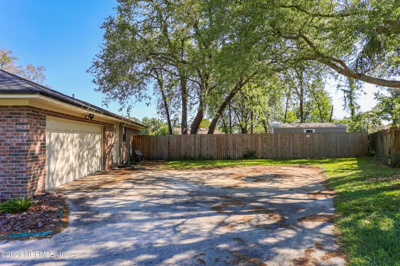 538 Elmwood Ct, Orange Park, FL 32065