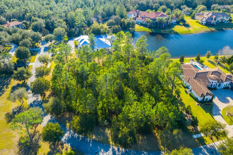 5382 Commissioners Dr, Jacksonville, FL 32224