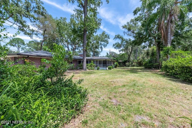 5386 Golf Course Dr, Jacksonville, FL 32277