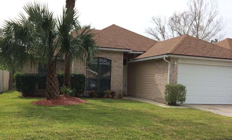 5394 Oxford Crest Dr, Jacksonville, FL 32258