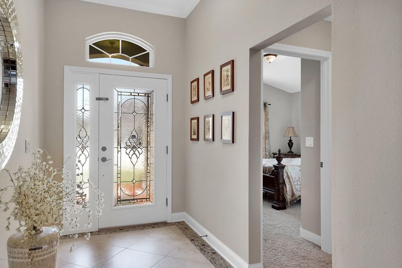 5397 Parkside Lakes Dr, Jacksonville, FL 32257