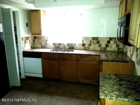 5400 La Moya Ave #8, Jacksonville, FL 32210
