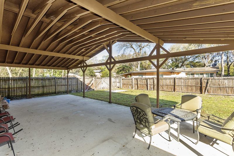 5403 Oliver St N, Jacksonville, FL 32211