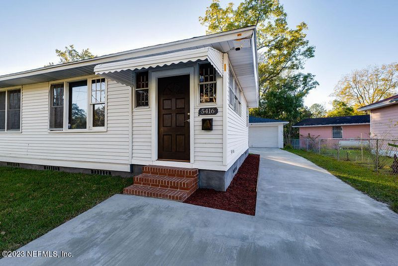 5416 Mays Dr, Jacksonville, FL 32209