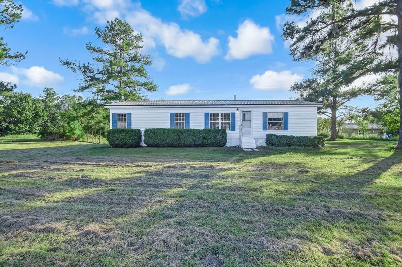54203 Huckleberry Ln, Callahan, FL 32011