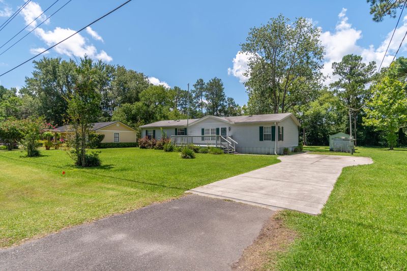 542135 Lem Turner Rd, Callahan, FL 32011