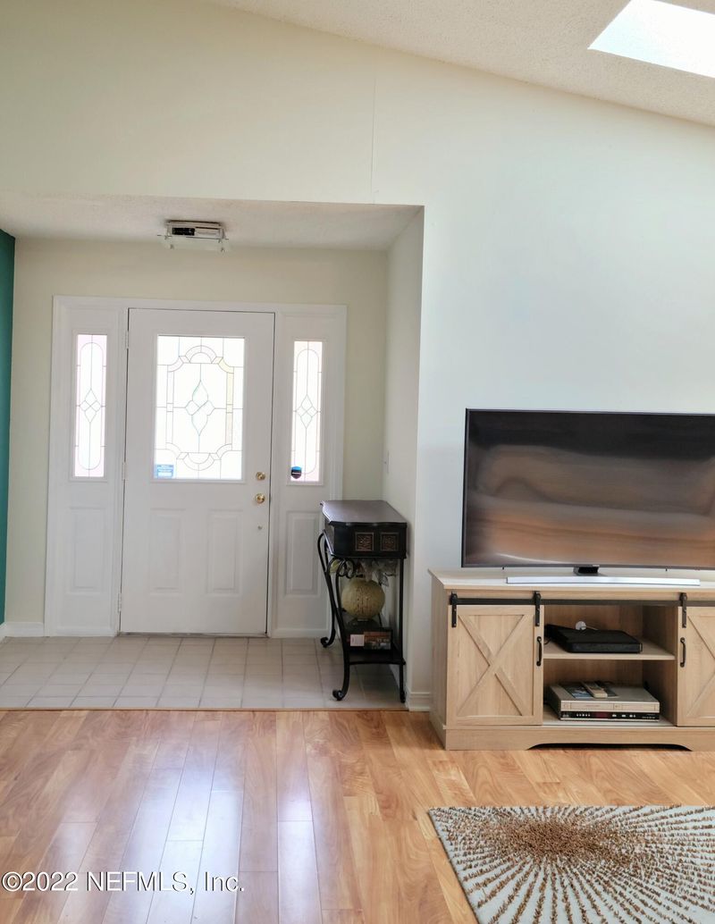 5425 Spring Brook Rd, Jacksonville, FL 32277