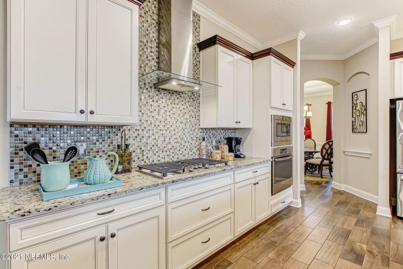 5431 Grand Cayman Rd, Jacksonville, FL 32226