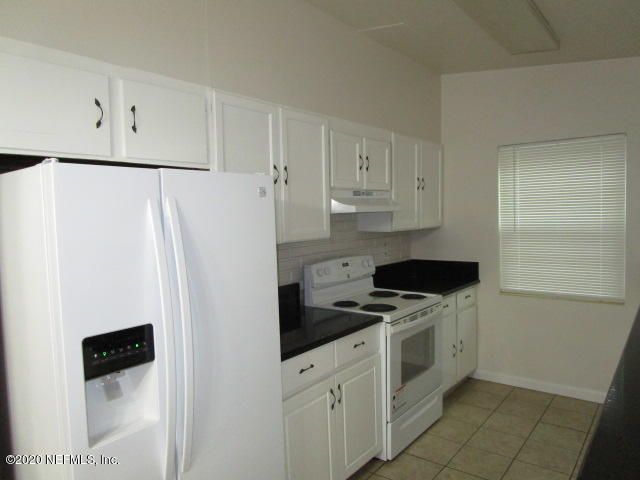 5433 Keystone Dr S, Jacksonville, FL 32207