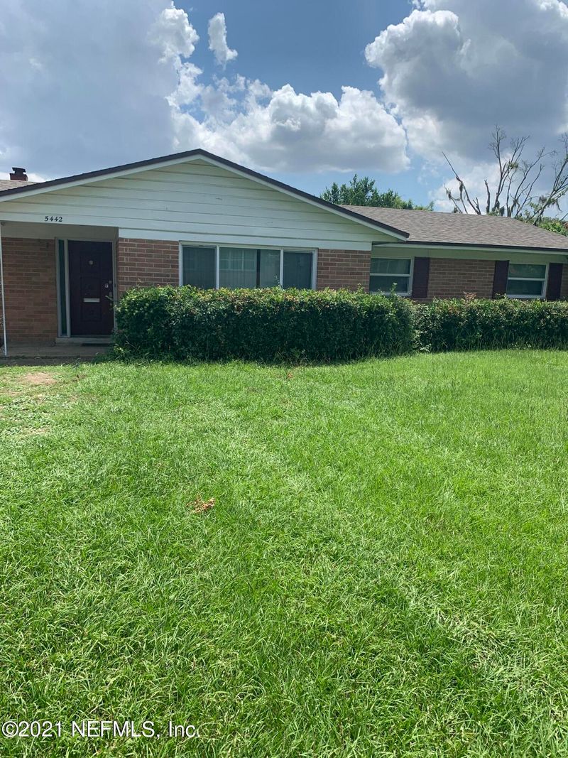 5442 Cresta Way, Jacksonville, FL 32211