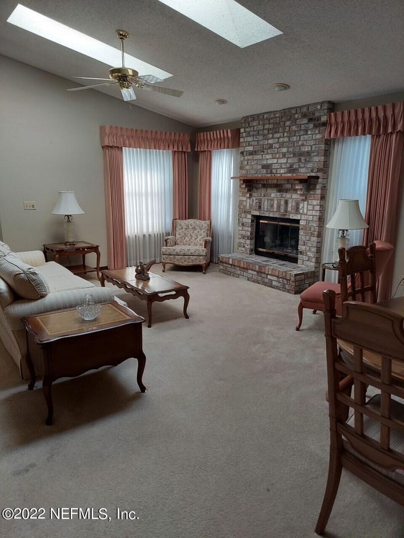 5443 Spring Brook Rd, Jacksonville, FL 32277