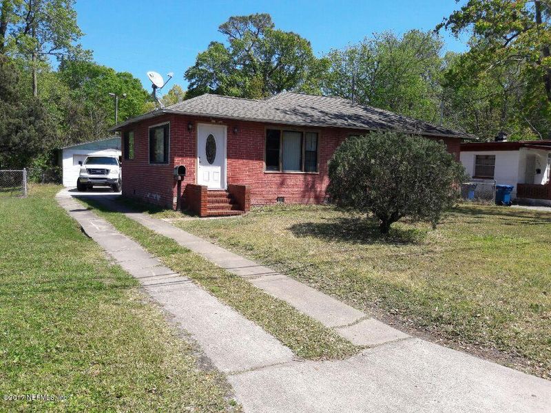 5445 Bunche Dr, Jacksonville, FL 32209