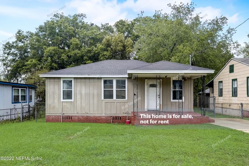 545 W 66th St, Jacksonville, FL 32208