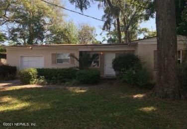 5453 Waterside Dr, Jacksonville, FL 32210