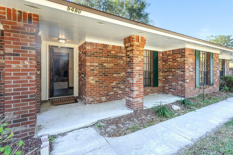 5460 Hickory Grove Dr, Jacksonville, FL 32277