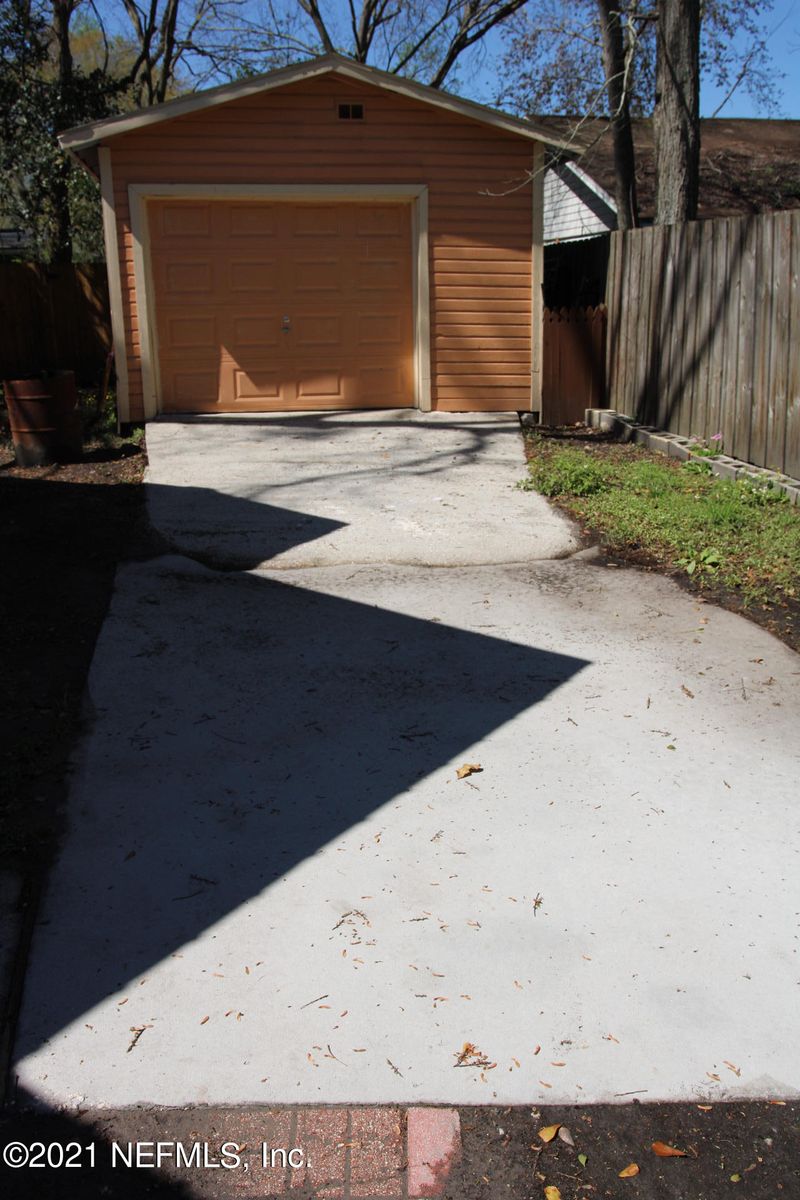 5461 Lenox Ave, Jacksonville, FL 32205