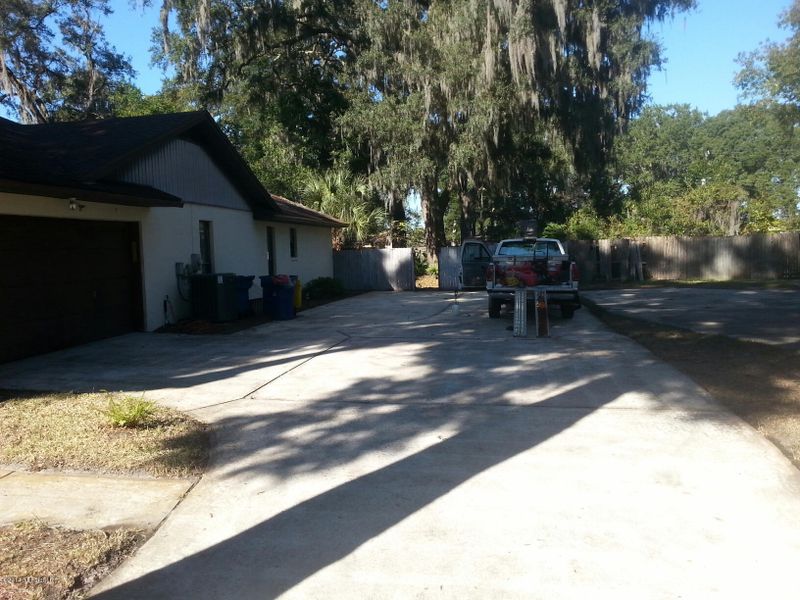 5463 Hickory Grove Dr, Jacksonville, FL 32277