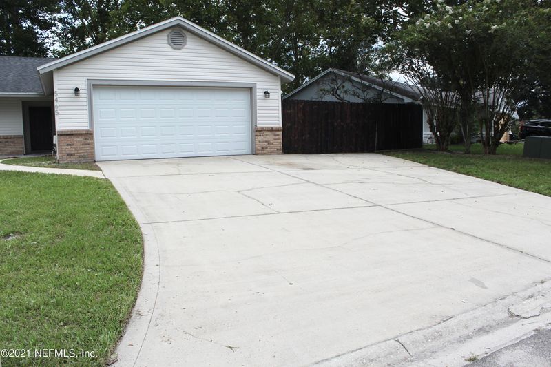 5465 Corky Ct, Jacksonville, FL 32244