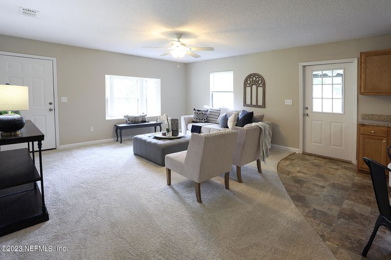 5466 Cruz Rd, Jacksonville, FL 32207