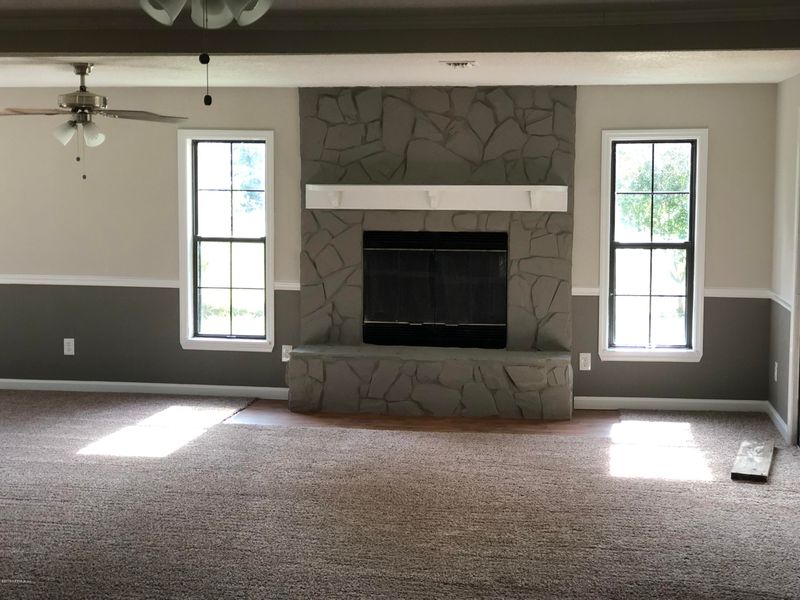 5489 Woodchuck Dr, Middleburg, FL 32068