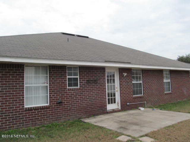 549 Brockham Dr, Jacksonville, FL 32221