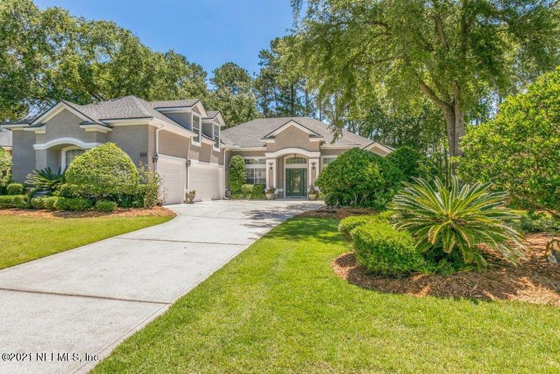 549 Golden Links Dr, Orange Park, FL 32073