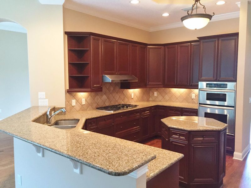 549 S Bridge Creek Dr, St Johns, FL 32259