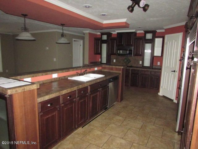 5503 Leaning Oak Dr, Melrose, FL 32666