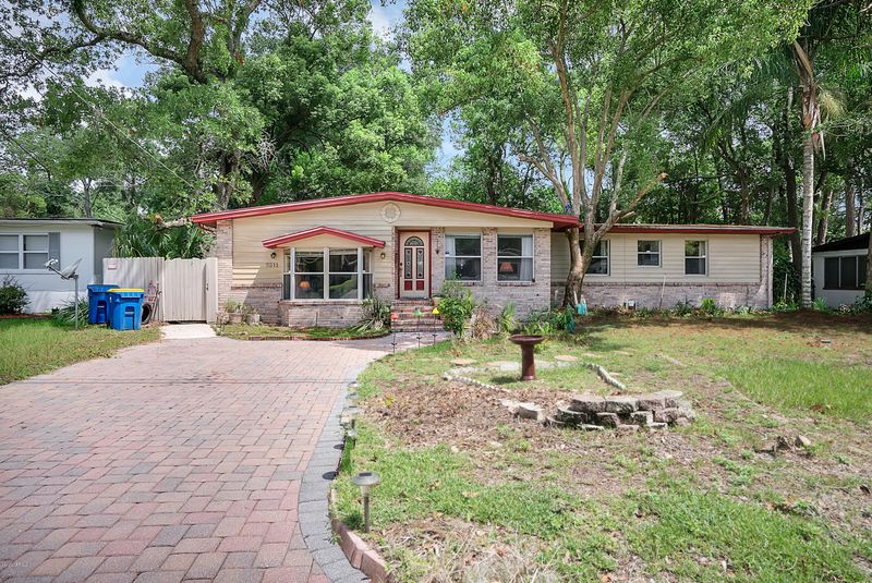 5511 Bradshaw St, Jacksonville, FL 32277