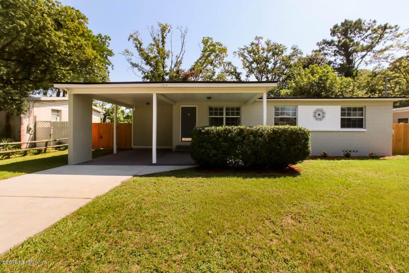 5515 Moret Dr E, Jacksonville, FL 32244