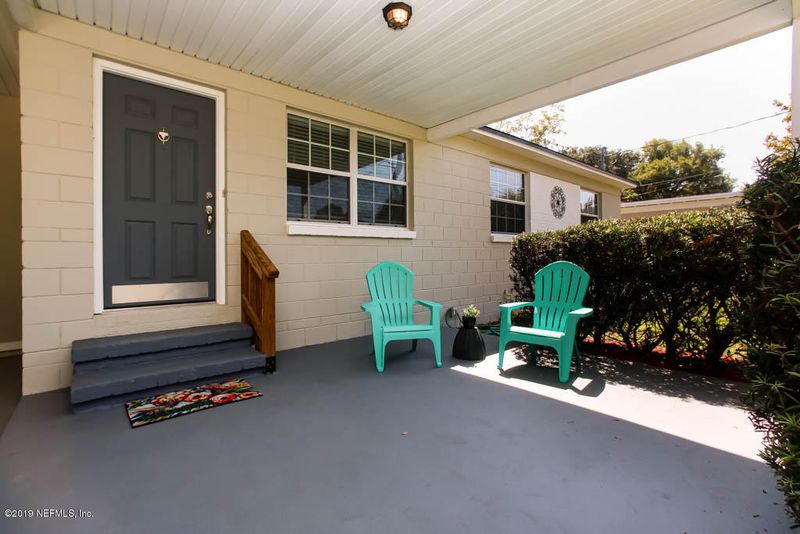 5515 Moret Dr E, Jacksonville, FL 32244