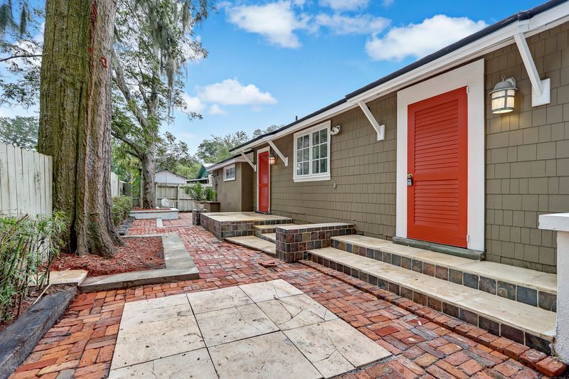 5519 Carrin Ln, Jacksonville, FL 32207