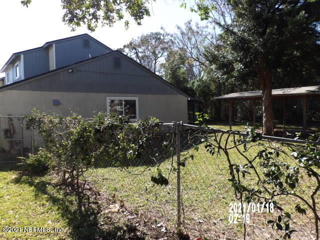 552 Aquatic Dr, Atlantic Beach, FL 32233