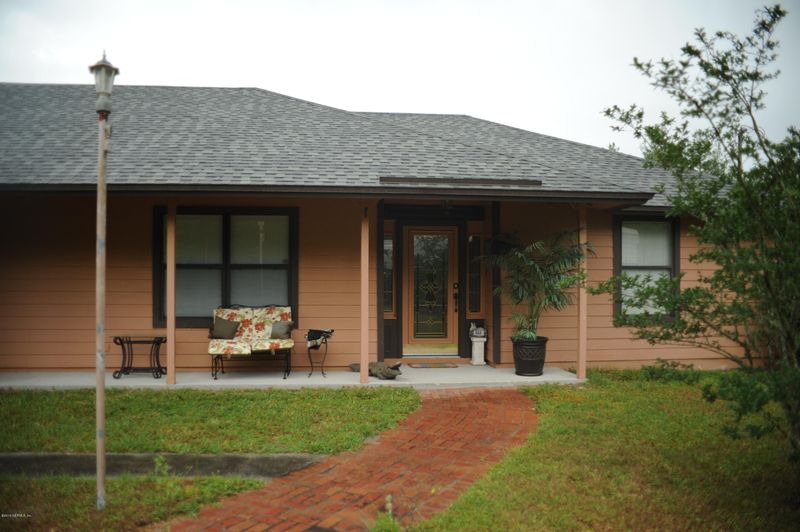 553 Branscomb Rd, Green Cove Springs, FL 32043