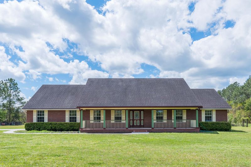 55317 Sugar Loaf Ln, Callahan, FL 32011