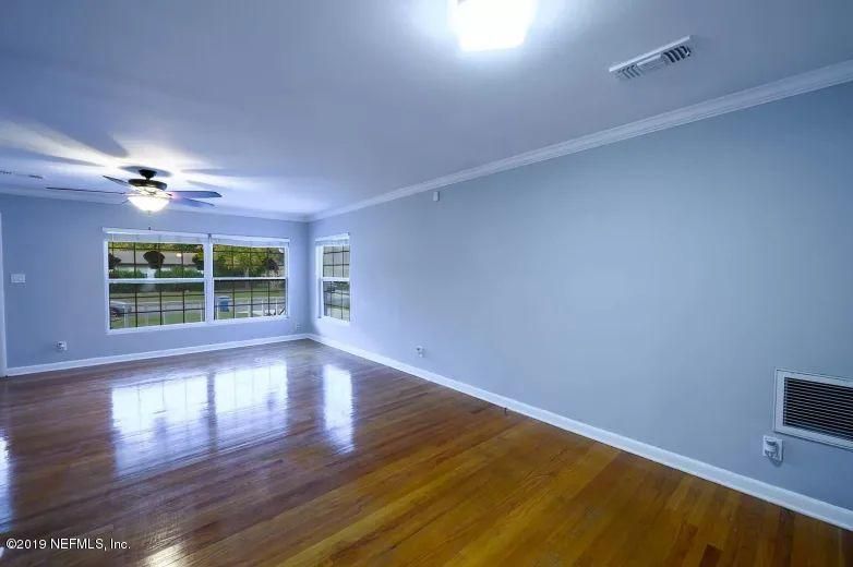 5532 Darlow Ave, Jacksonville, FL 32277