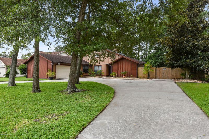 5538 Manfields Pl, Jacksonville, FL 32207