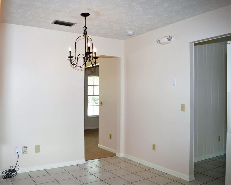 5538 Robert Scott Dr N, Jacksonville, FL 32207