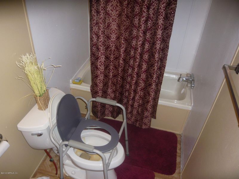 5543 Wandering Trl, Jacksonville, FL 32219
