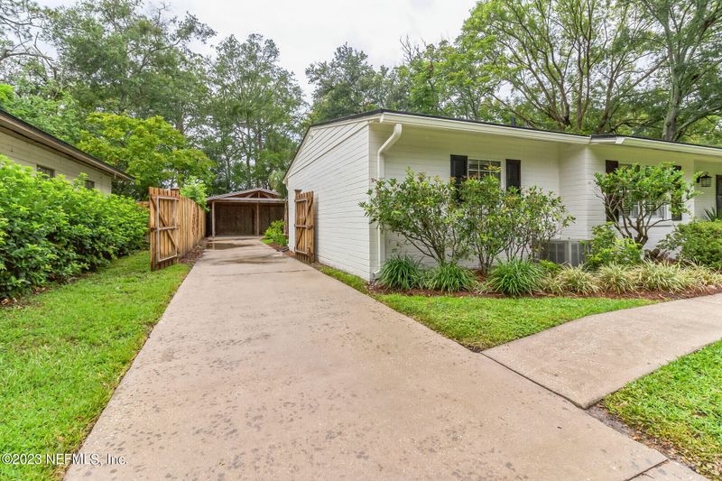 5548 Capri Rd, Jacksonville, FL 32244