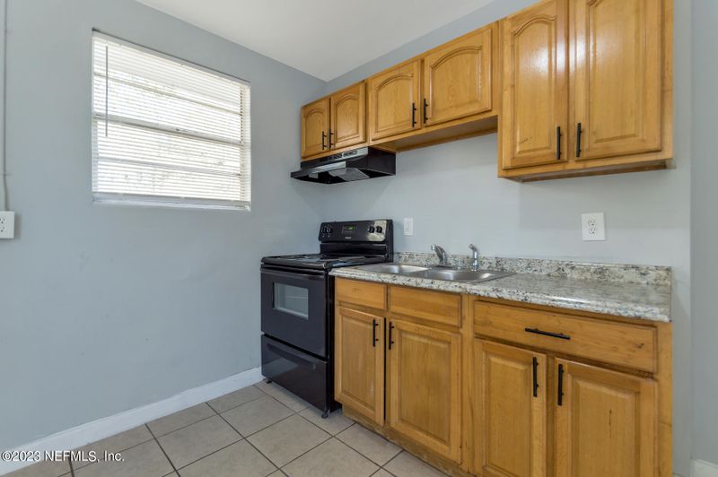 5549 Alpha Ave, Jacksonville, FL 32205