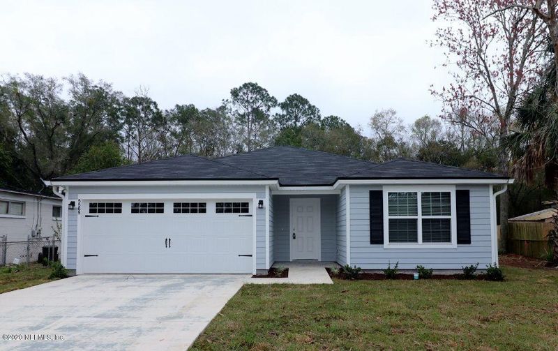 5565 Moret Dr, Jacksonville, FL 32244