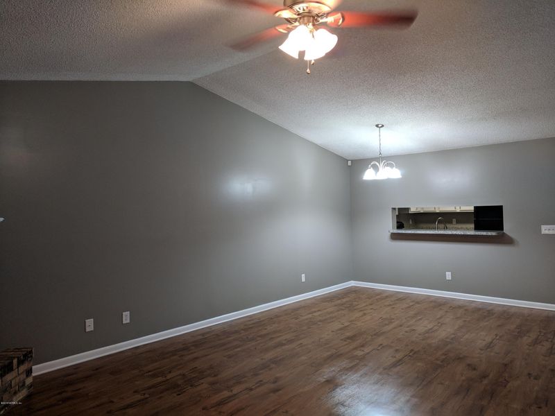 5567 Greatpine Ln S, Jacksonville, FL 32244