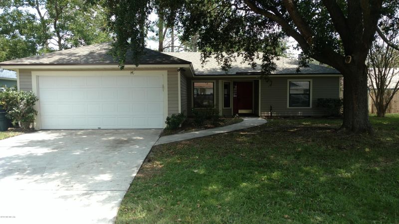 558 Purcell Dr, Jacksonville, FL 32221