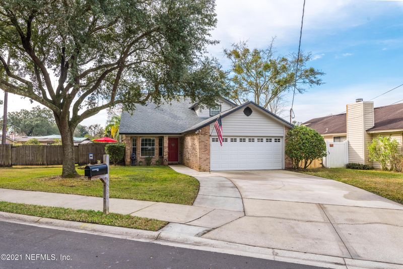 5584 Manfields Pl, Jacksonville, FL 32207