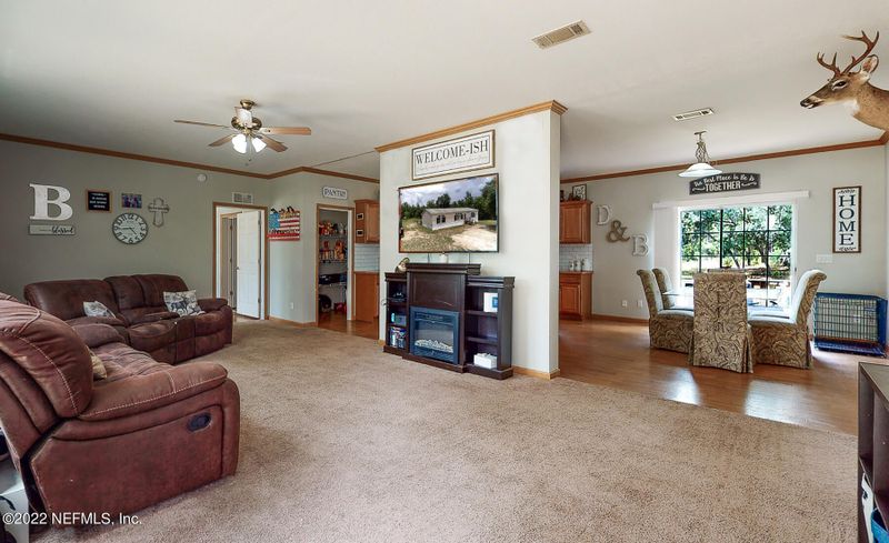 5586 Lassen St, Keystone Heights, FL 32656