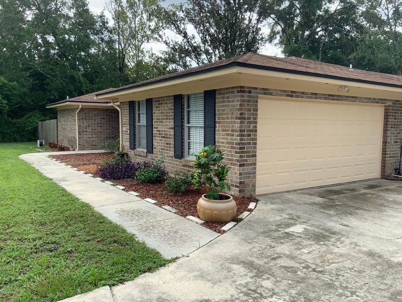 56 Canterbury Ct, Orange Park, FL 32065