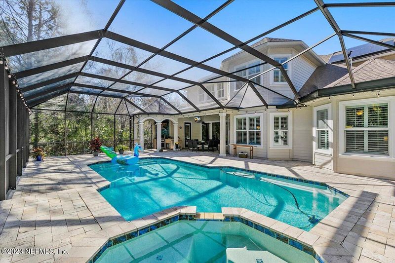 560 S Bridge Creek Dr, St Johns, FL 32259