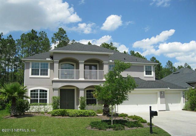 560 Saddlestone Dr, St Johns, FL 32259