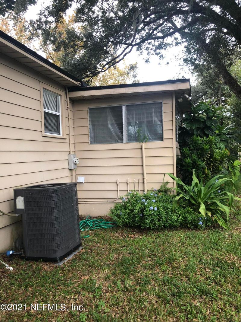 5605 Nettie Rd, Jacksonville, FL 32207